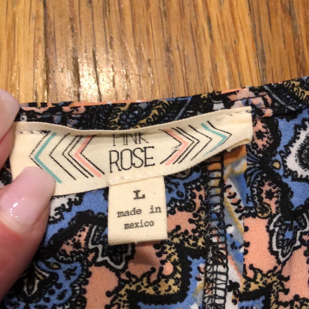 BOGO Pink Rose Size Large Pink and Blues Bandanna Print Tank - Picture 4 of 9